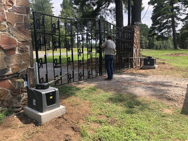 Pad-Mount Double Swing Gate -- $12,500